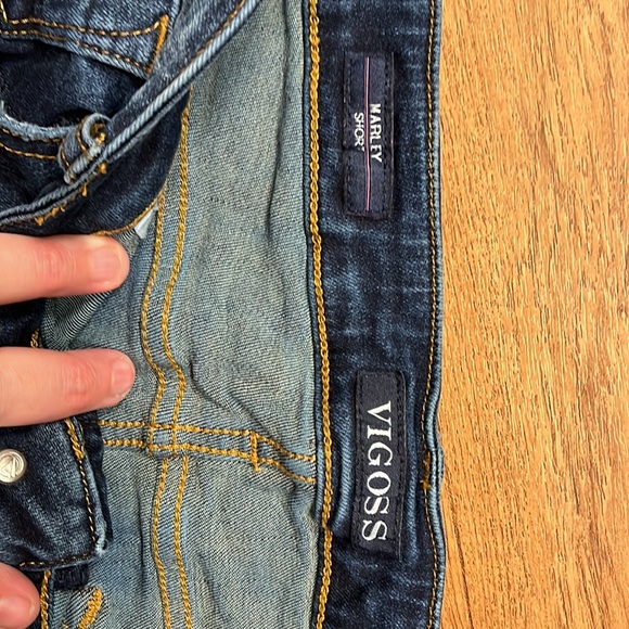 Vigoss Marley Jean shorts - Picture 3 of 6